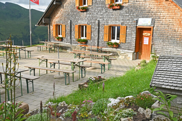Sportlich auf die Musenalp