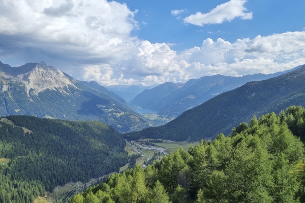 Du Val da Pila à Alp Grüm