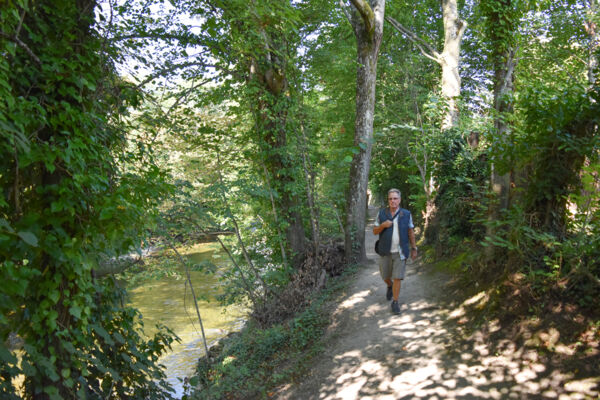 Von der Areuse zum Neuenburgersee