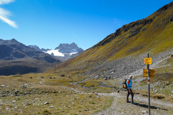 Rundwanderung zur Kesch-Hütte