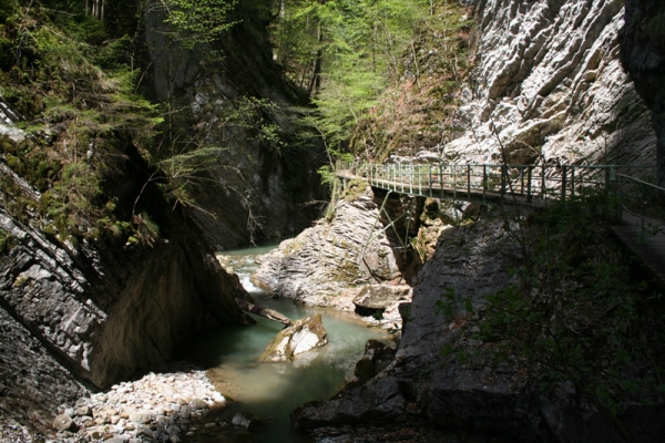 Broc en Gruyère  De la Maison Cailler aux Gorges de la Jogne