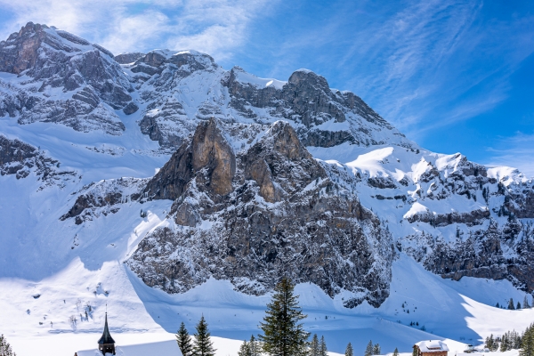 Randonnée familiale en raquettes à Bannalp 