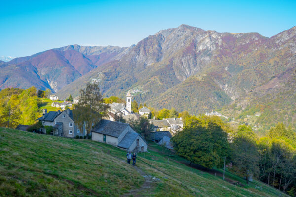 Grünes Centovalli, blauer Lago Maggiore