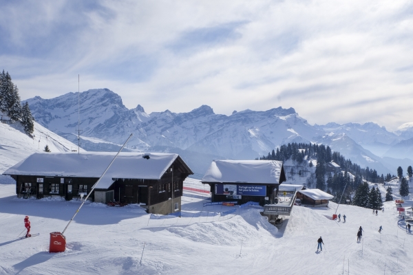 Les Alpes vaudoises en hiver
