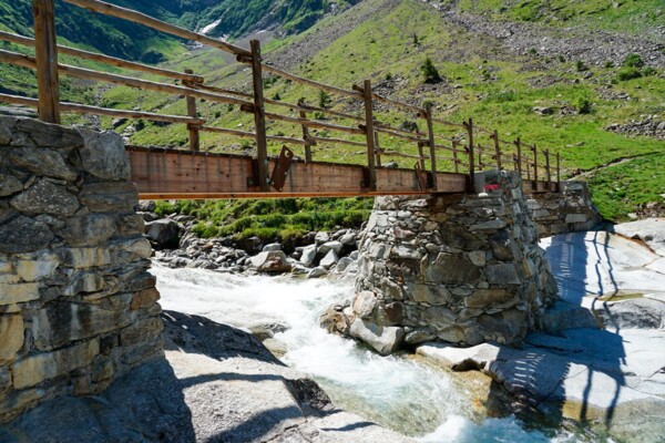 Auf preisgekröntem Weg durchs wilde Val Sumvitg
