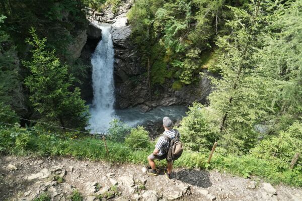 Rundwanderung vom Bergseeli zum Wasserfall