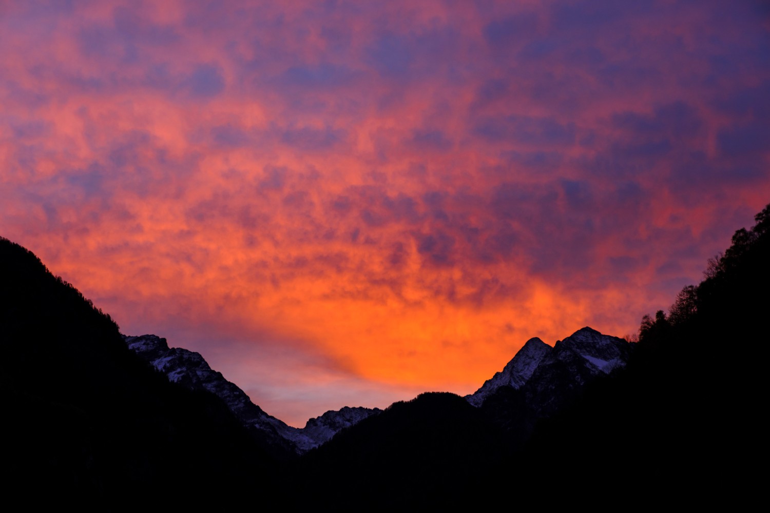 Beauté crépusculaire sur le Val Lavizzara. Photo: Iris Kürschner