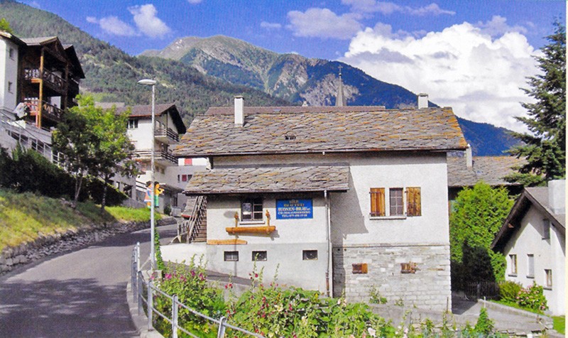 Suonen Bräu se trouve à la fin de cette randonnée en rampe sud à Ausserberg. Photo: Regula Honegger