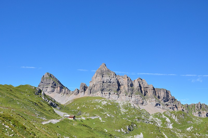 Vue sur le Rosstock et le Fulen.            Photo: ViaStoria, Andriu Maissen