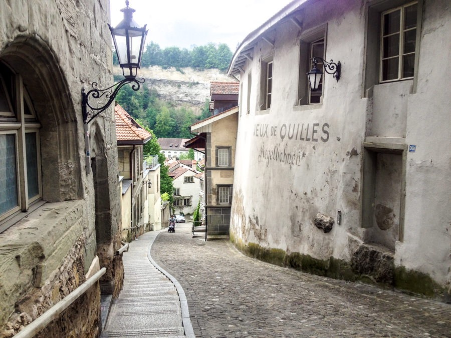 Le point de départ est la vieille ville de Fribourg. Photo: Claudia Peter
