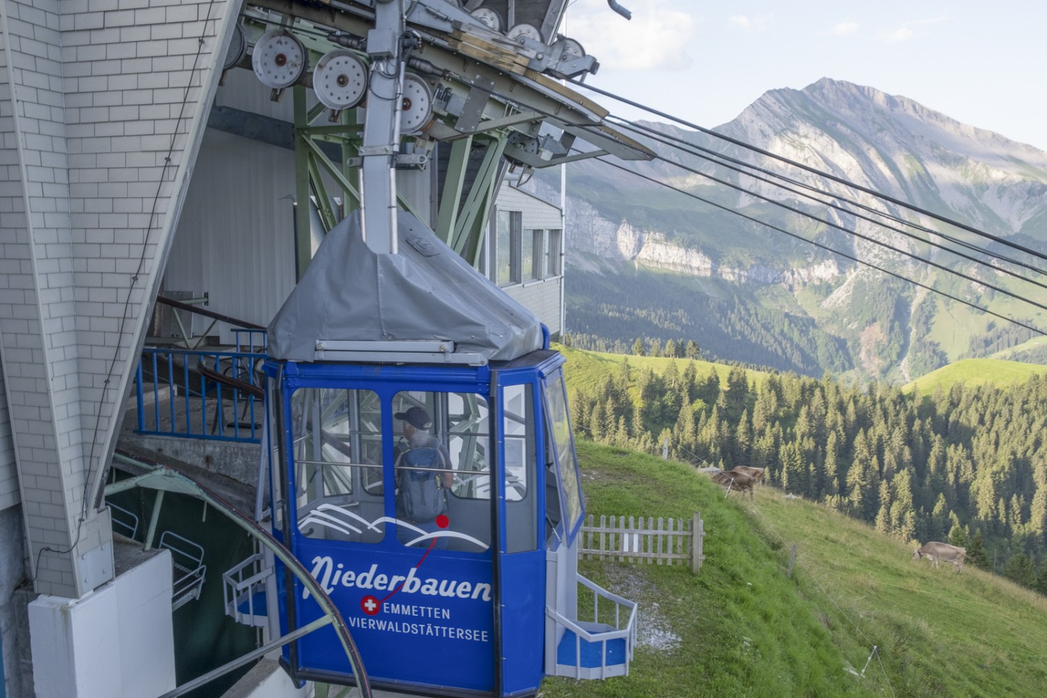 Cette cabine relie Emmetten et l’alpage de Niederbauen. Photo: Markus Ruff