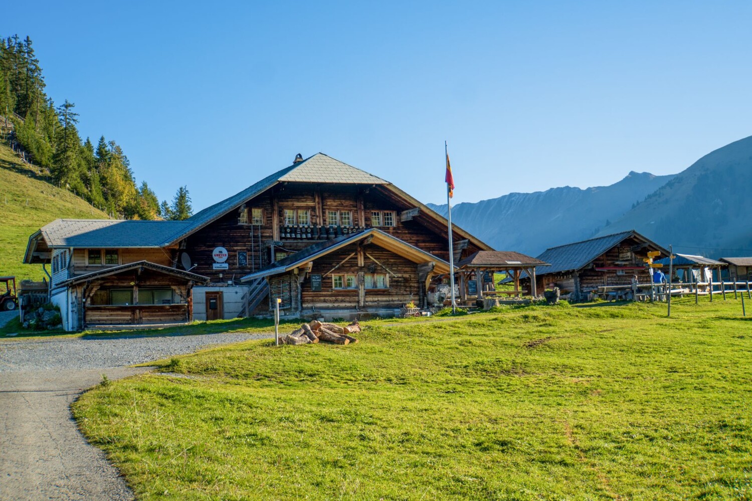 Première pause après seulement 15 minutes de randonnée? Restaurant de montagne Schwarzenberg