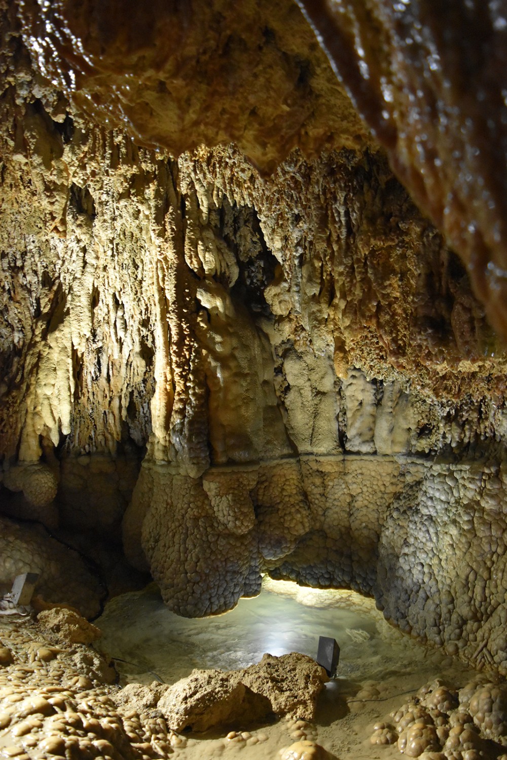 Les extraordinaires grottes de stalagmites et stalactites valent le voyage. Photo: Nathalie Stöckli