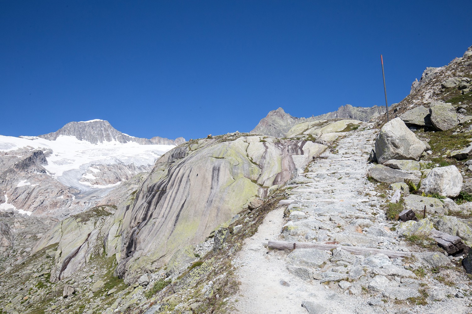 Montée avec vue sur les glaciers du Galenstock. Photos: Daniel Fleuti