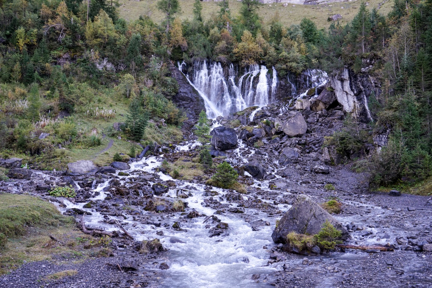 «Bi de Sibe Brünne», la source de la Simme.