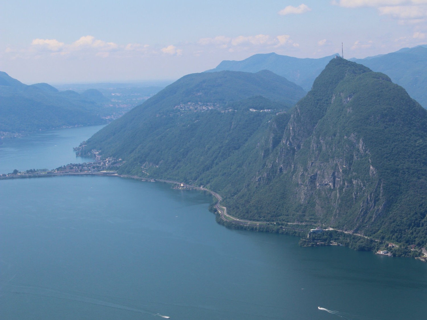 Une vue dégagée sur la région de Lugano et son lac du Monte Brè. Photo: Andreas Sommer