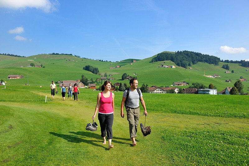 Chaussures à la main, et c’est parti!
Photo: appenzell.ch