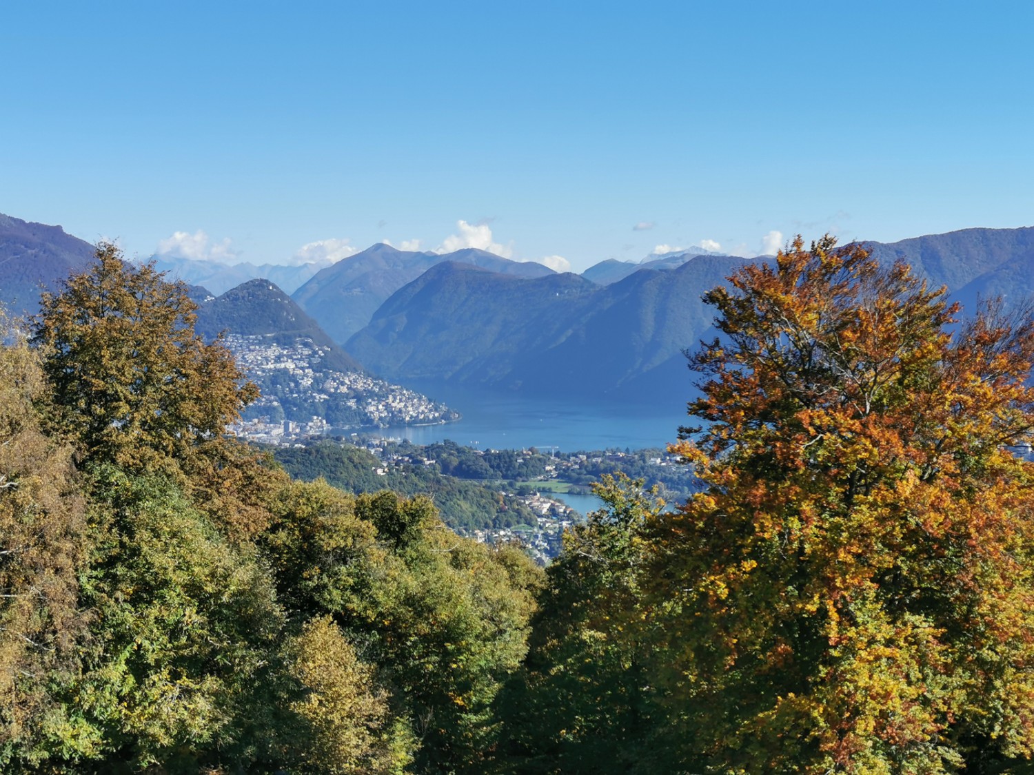 Le Malcantone. La randonnée offre de superbes vues sur le lac de Lugano. Photo: Andreas Staeger