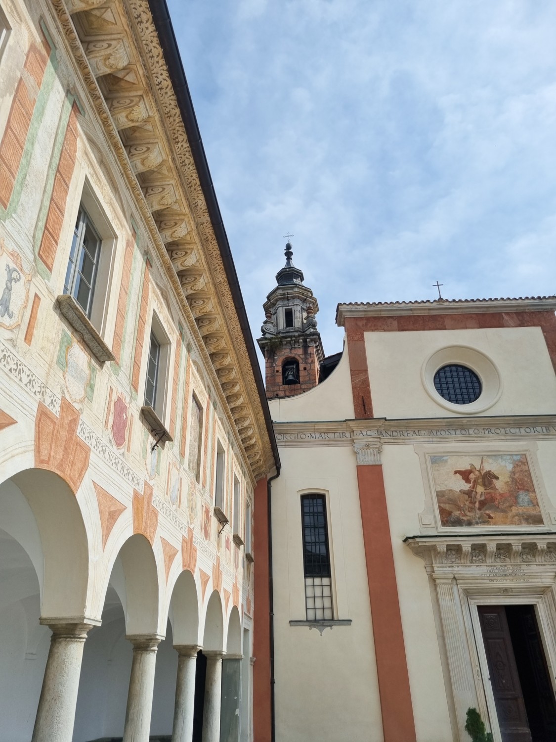 L’église San Giorgio à l’entrée du village de Carona. Photo: Nathalie Stöckli