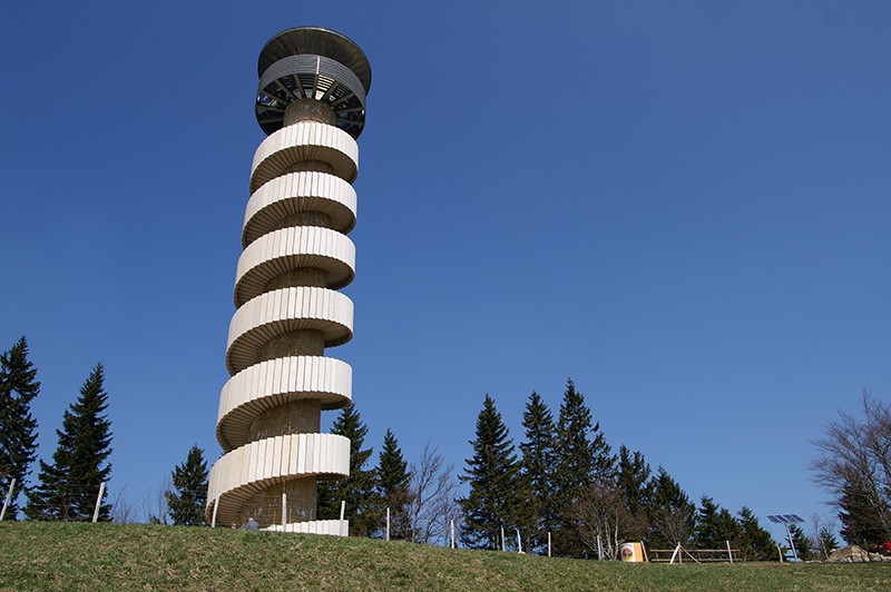 Der Tour de Moron vom Architekten Mario Botta.
Bild: Schweizer Wanderwege