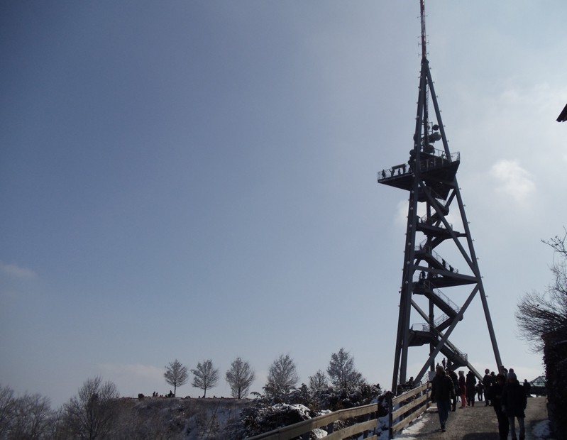 La tour panoramique se situe à Uto Kulm.