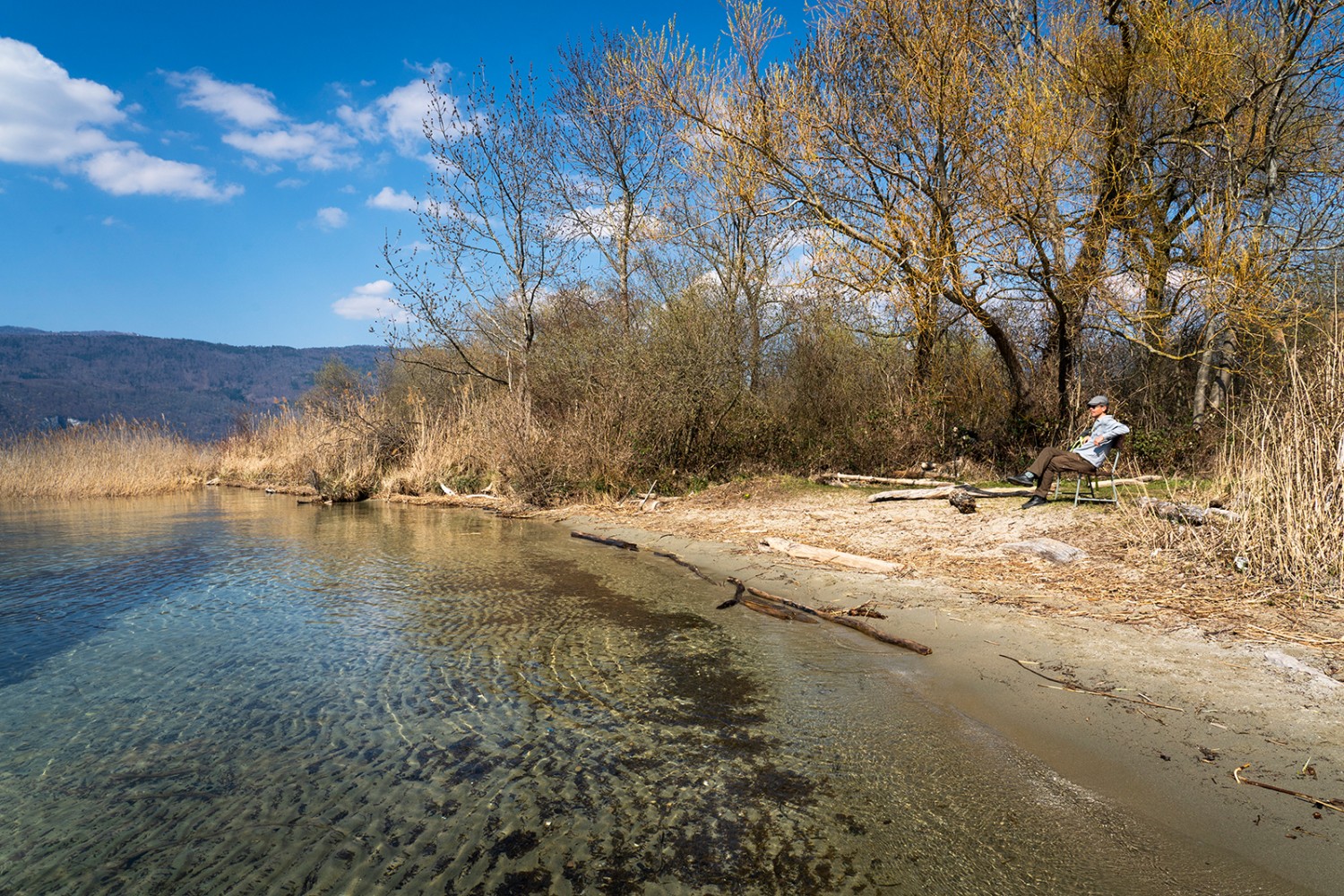 Wohlverdiente Pause am Bielersee.
Bilder: Severin Nowacki