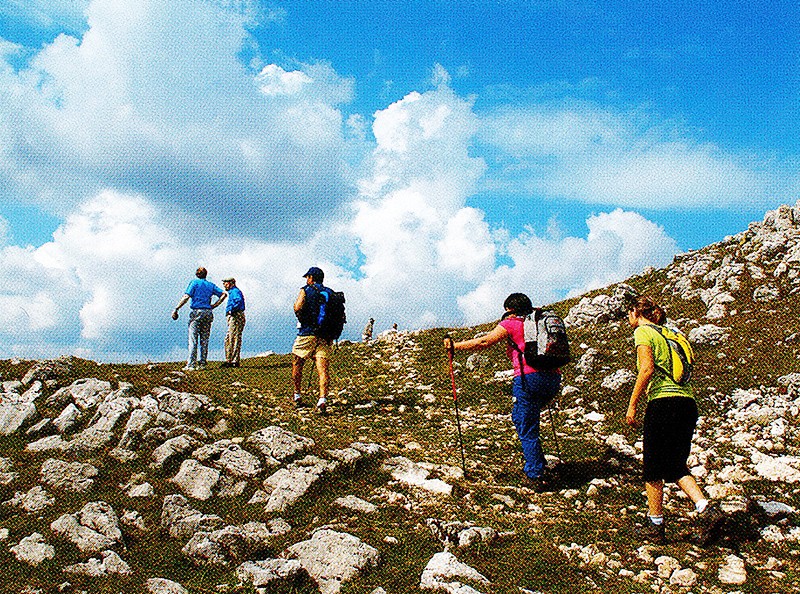 En route sur un chemin des crêtes à la Dent de Vaulion. Photo: Winfried Stinn