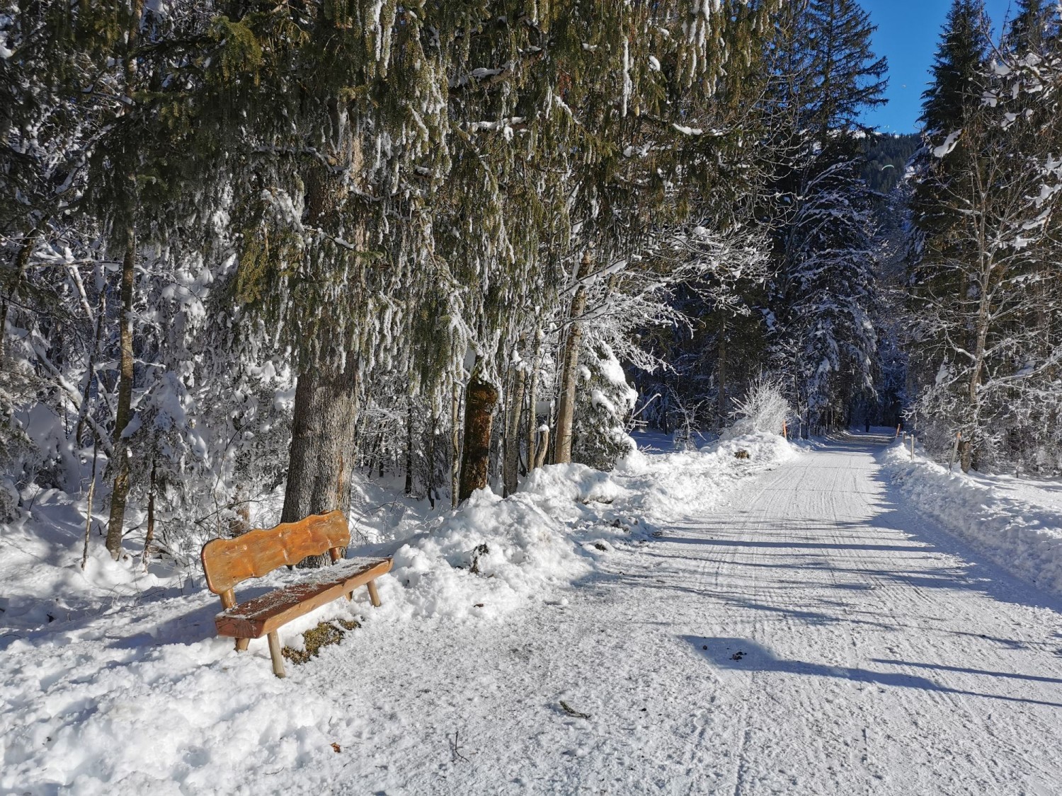 Banc pour se reposer à Ey