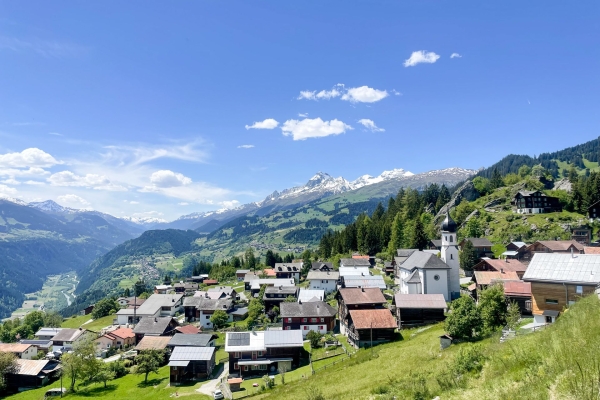 Attraverso i borghi montani del Surselva