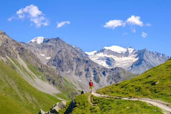 Randonnée panoramique vers le Mont Brûlé