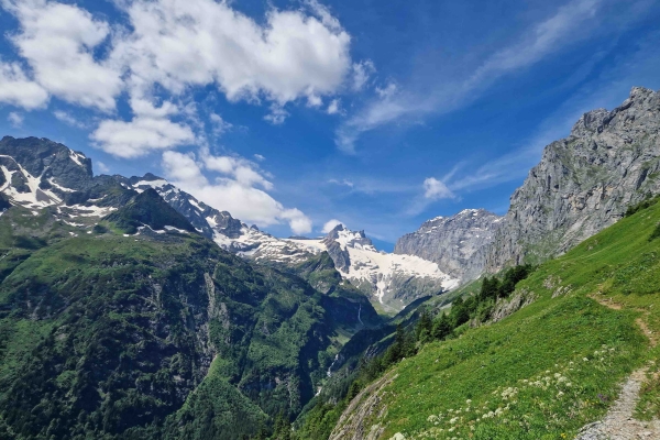 Sunnig-Täler Höhenweg über Erstfeld