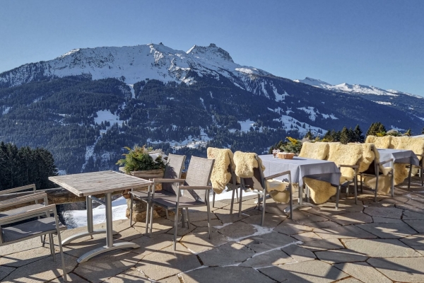 Gemütlich bis zum Berghaus Alpenrösli