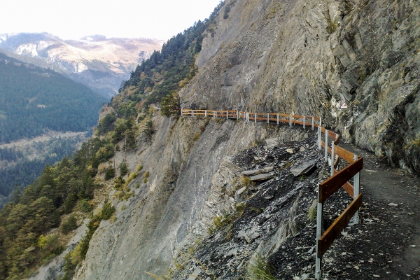 Sentier du bisse du Torrent-Neuf à Savièse