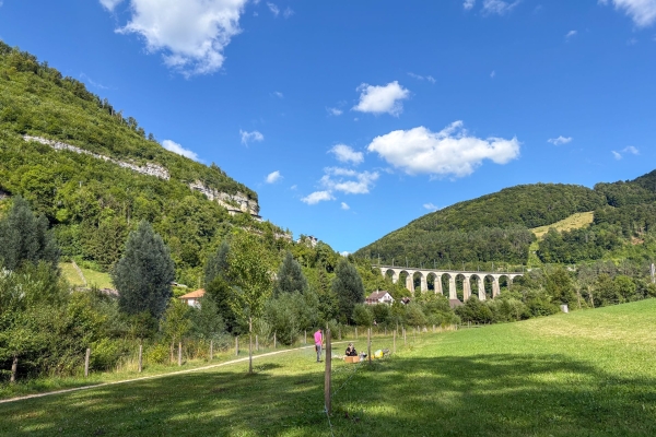 Auf einsamen Jurahöhen bei St-Ursanne