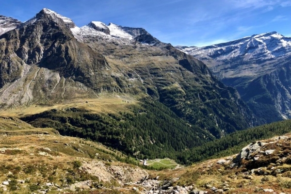 Val Malvaglia: sul sentiero alto fino alla Capanna Quarnei