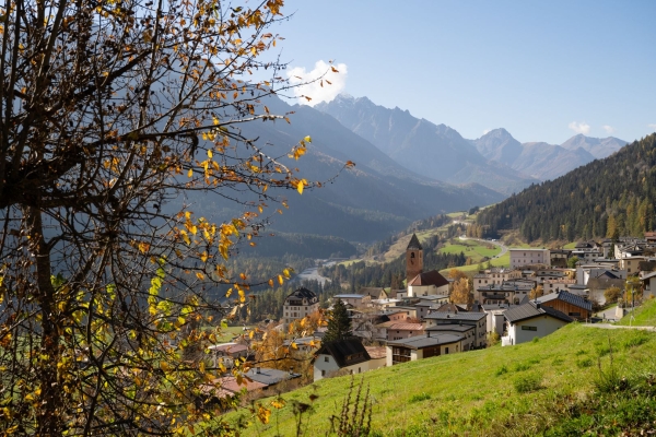 Panoramaschleife oberhalb von Ramosch
