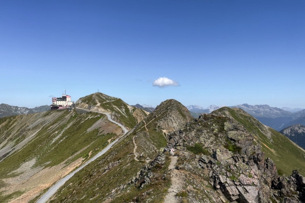 Randonnée des crêtes du Jakobshorn à Sertig