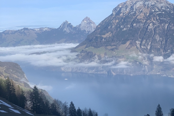 Auf geheimnisvollen Wegen hoch zum Mythen