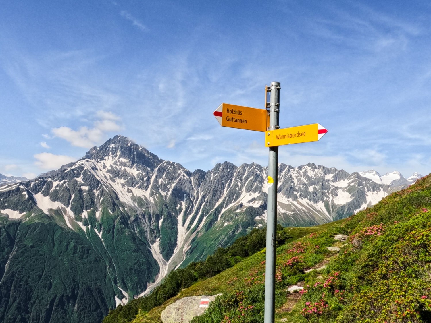 Von hier sind es nur noch wenige Meter bis zum Hochgebirgssee – im Hintergrund das Ritzlihoren.