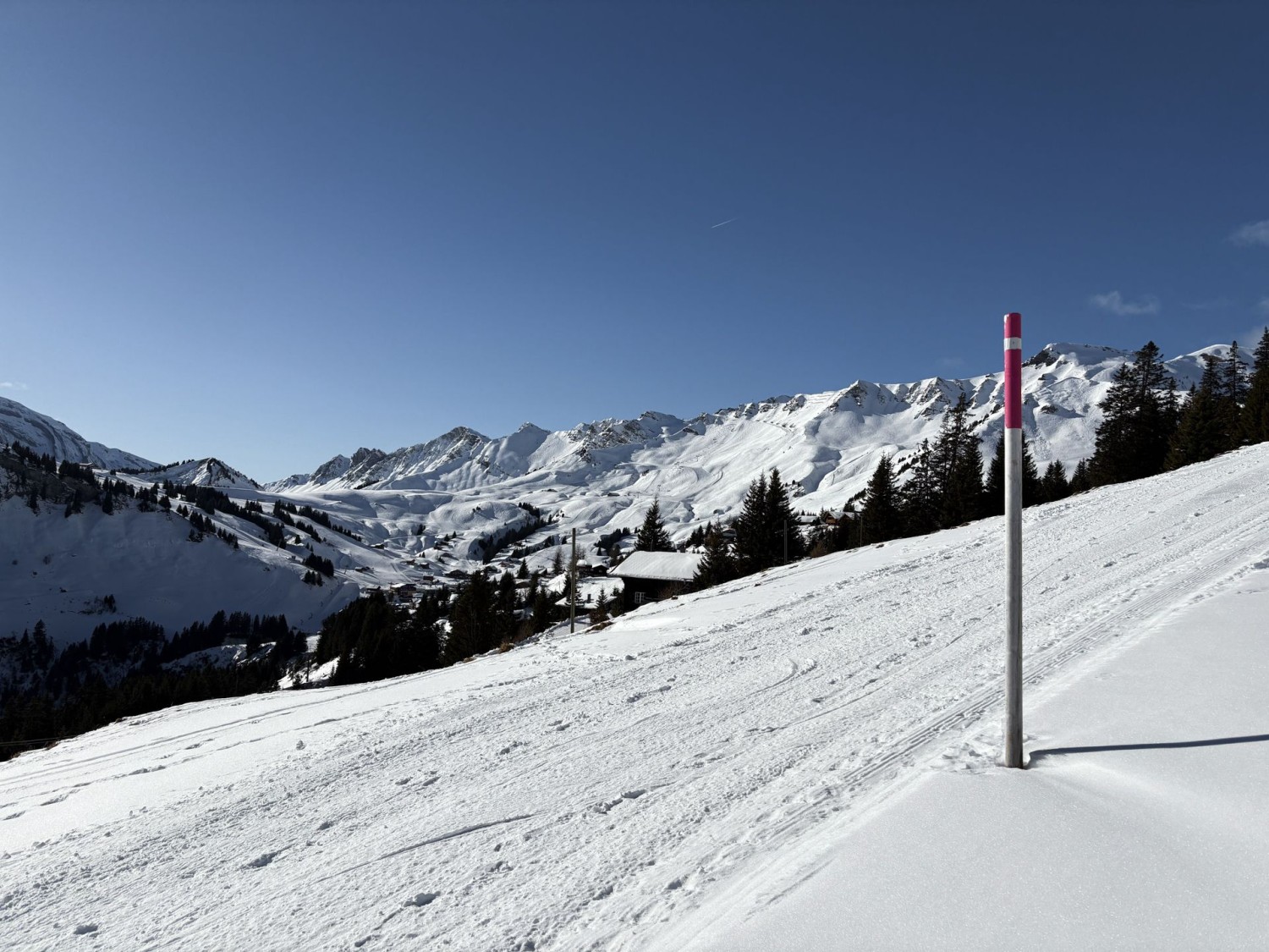 Schliesslich wird der Weiler Crettet-Bornex sichtbar.