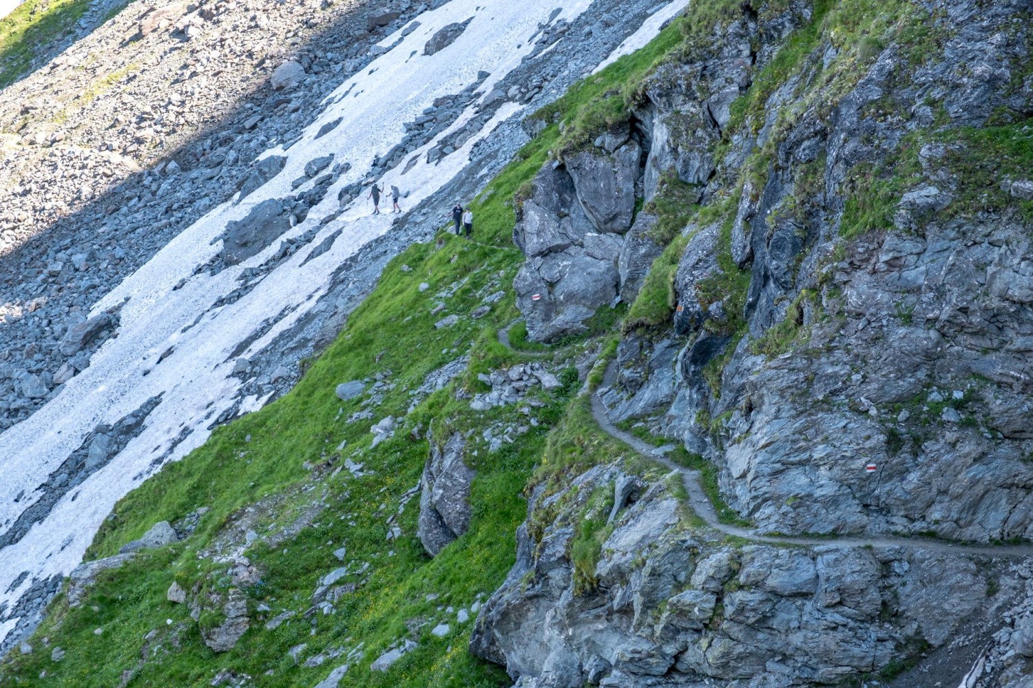 Sentier des Chamois, Gämsweg: Der Name trifft es nicht schlecht.