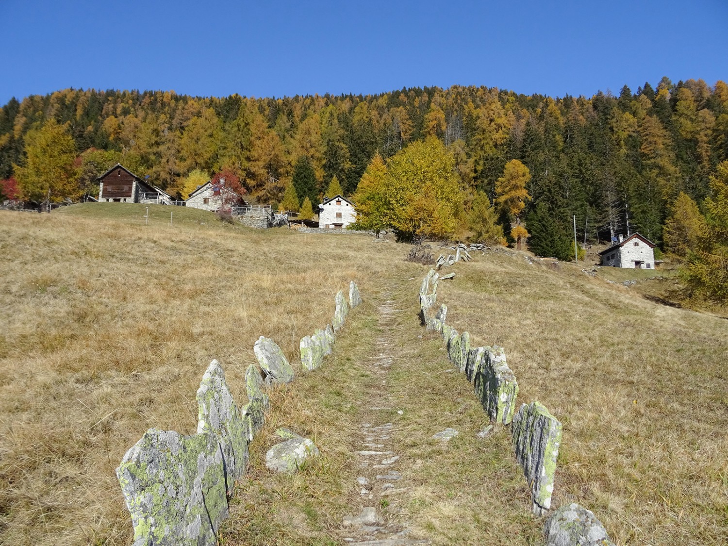 Rundwanderung im Val Malvaglia
